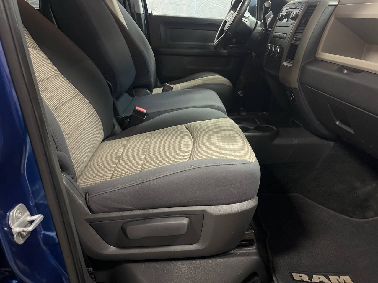 Used 2011 RAM 2500 ST w/ ST Popular Equipment Group AWD/4WD image 12