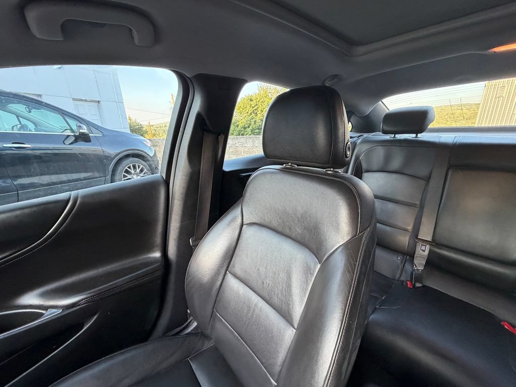 Used 2021 Chevrolet Malibu LT w/ Leather Package FWD image 20