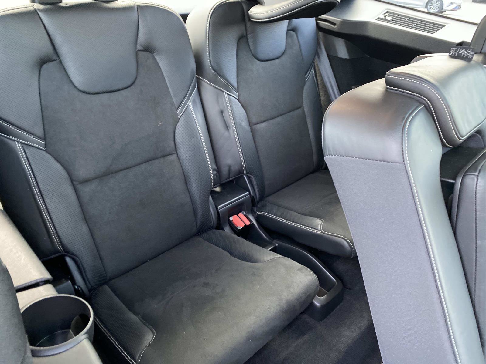 Used 2019 Volvo XC90 T6 R-Design w/ Advanced Package image 24