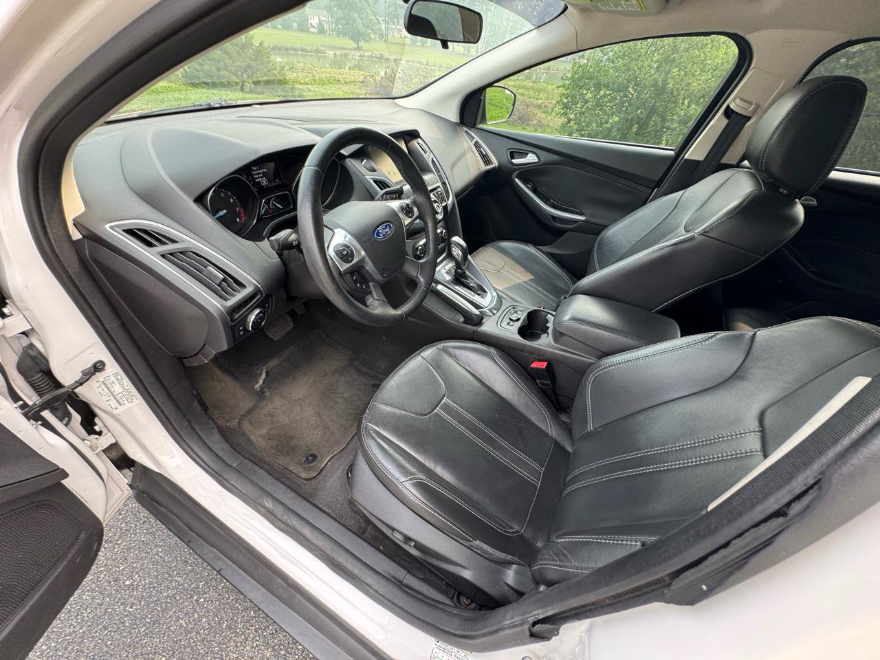 Used 2014 Ford Focus Titanium FWD image 17