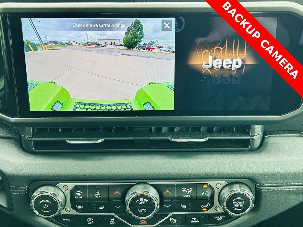 New 2025 Jeep Gladiator Sport w/ Premium Package image 10