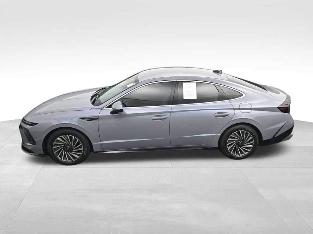 Used 2025 Hyundai Sonata SEL FWD image 35