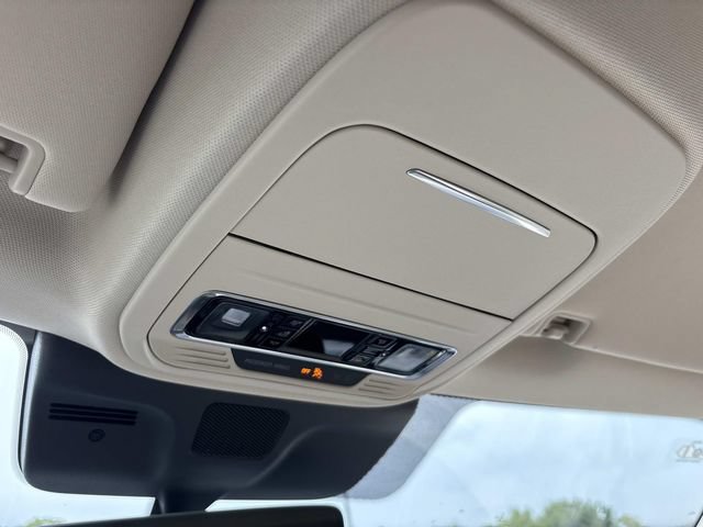 New 2027 Lincoln Navigator Premiere AWD/4WD image 28