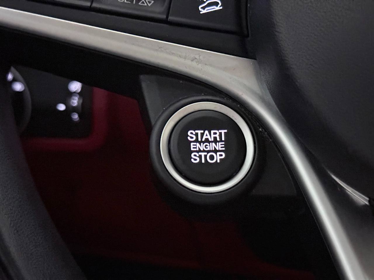 Used 2019 Alfa Romeo Stelvio Ti image 40