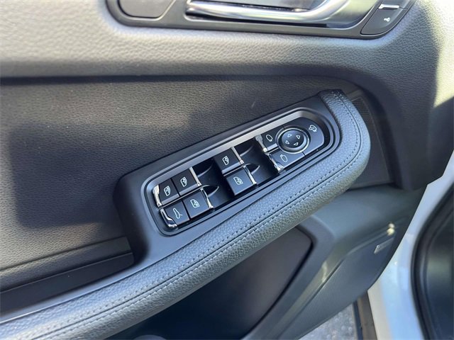 Certified 2022 Porsche Macan image 21