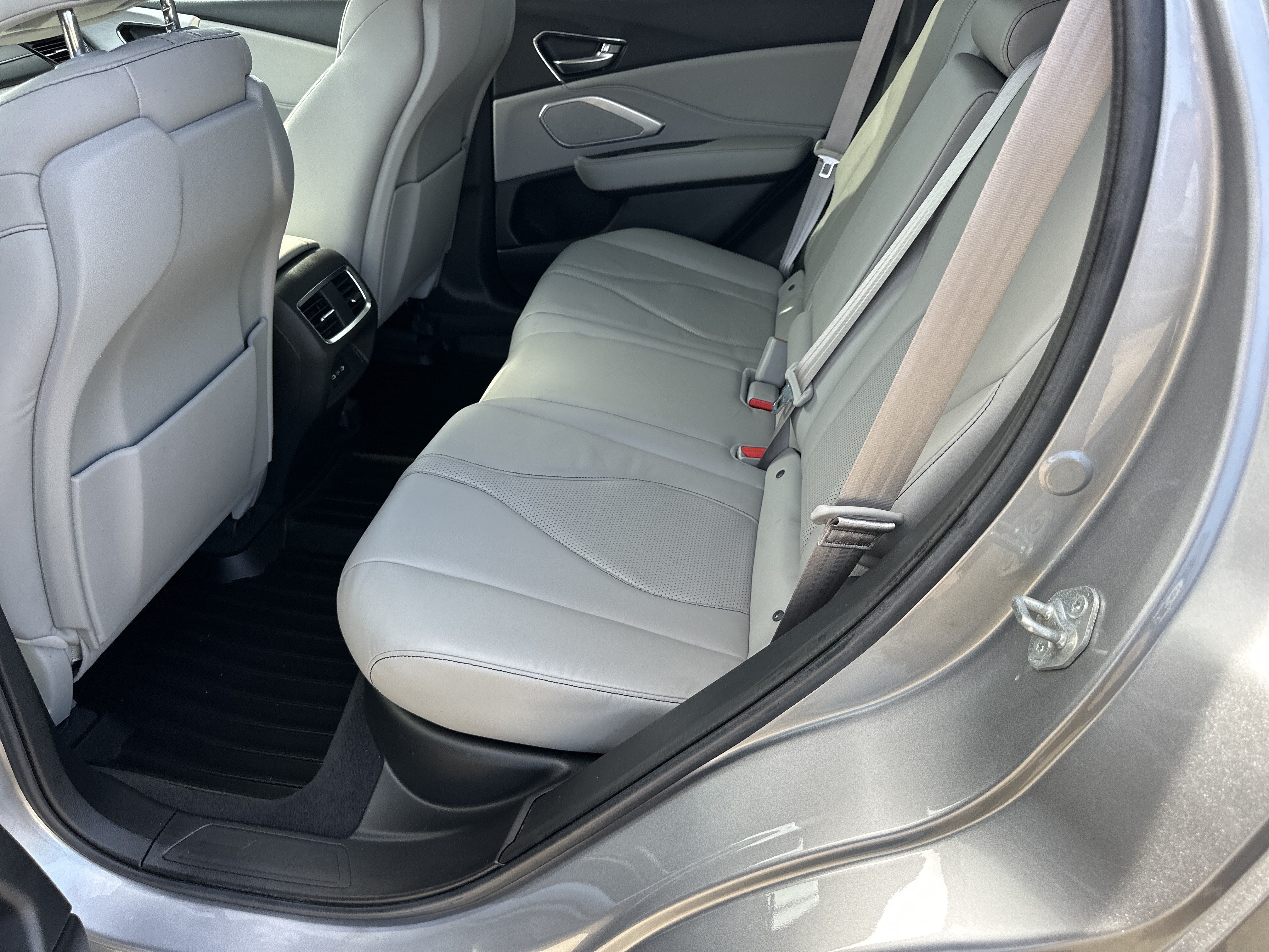 Used 2023 Acura RDX w/ Technology Package FWD image 22