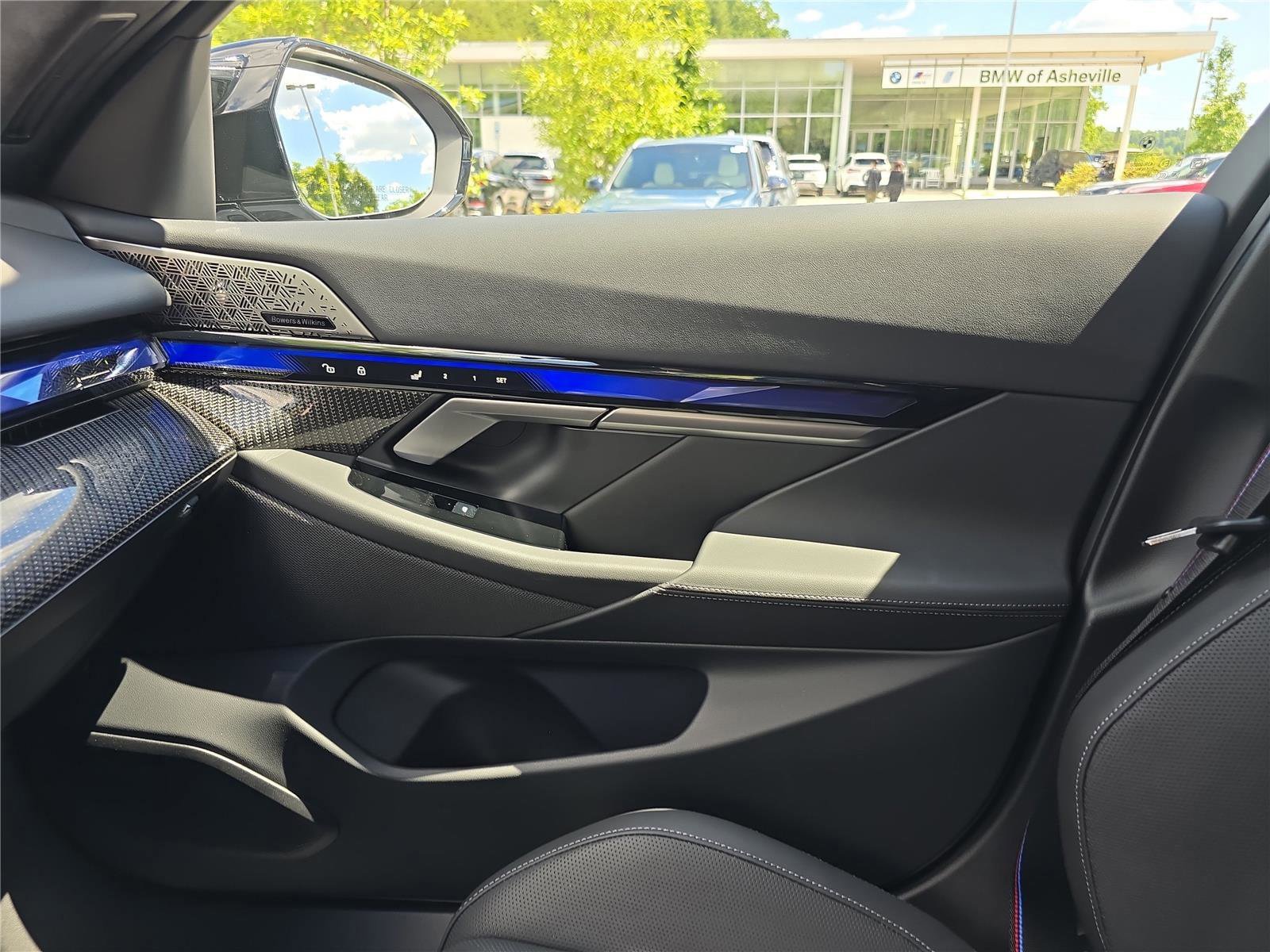 New 2027 BMW M5 Touring AWD/4WD image 22