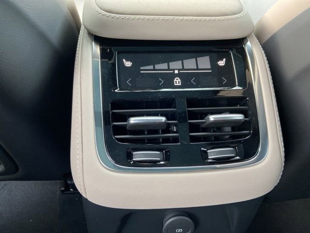 New 2026 Volvo XC90 T8 Ultra image 15