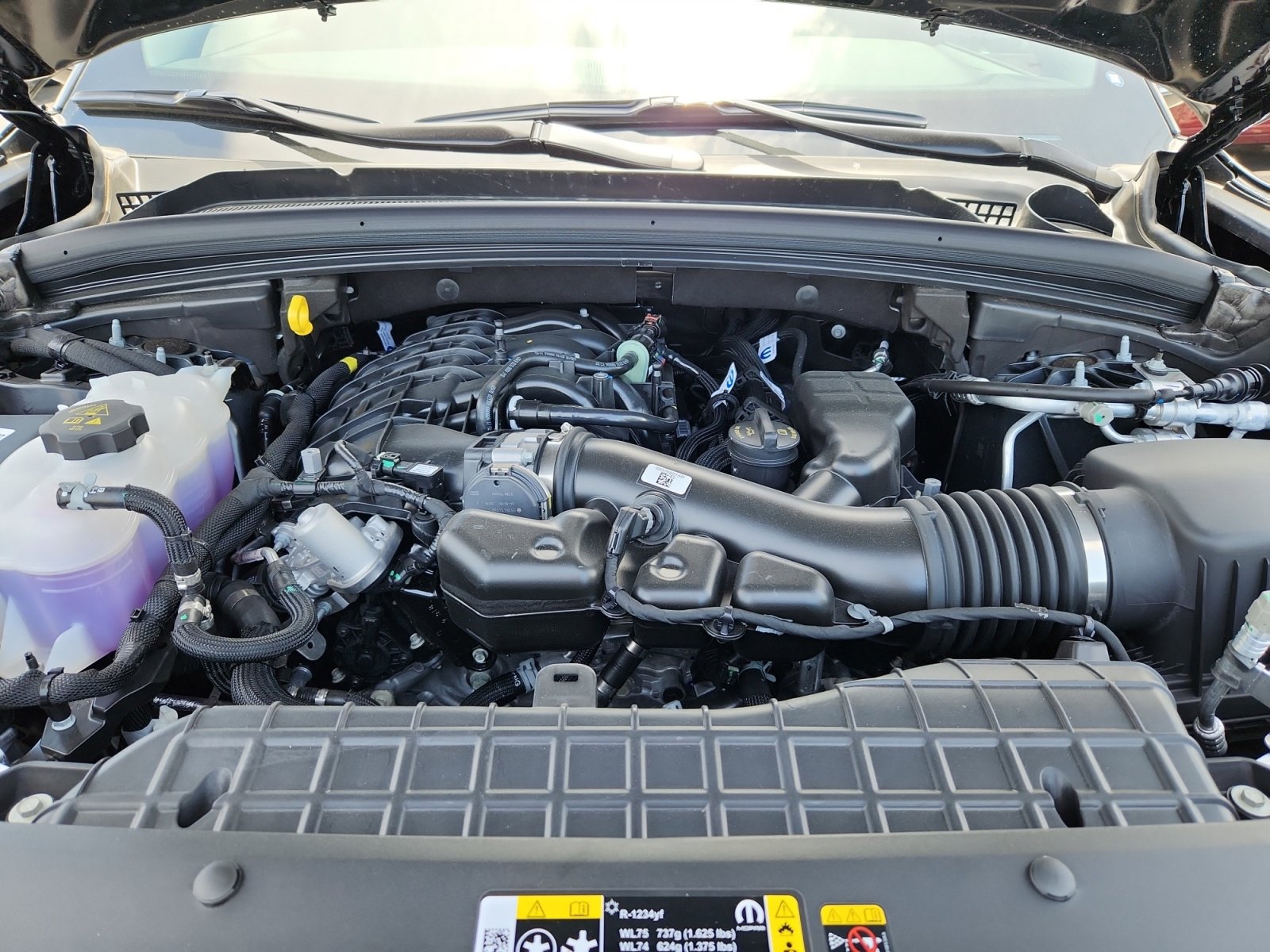 New 2025 Jeep Grand Cherokee Limited w/ Luxury Tech Group II image 22