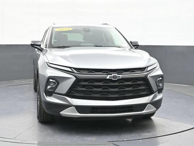 Used 2024 Chevrolet Blazer LT w/ Midnight/Sport Edition FWD image 20