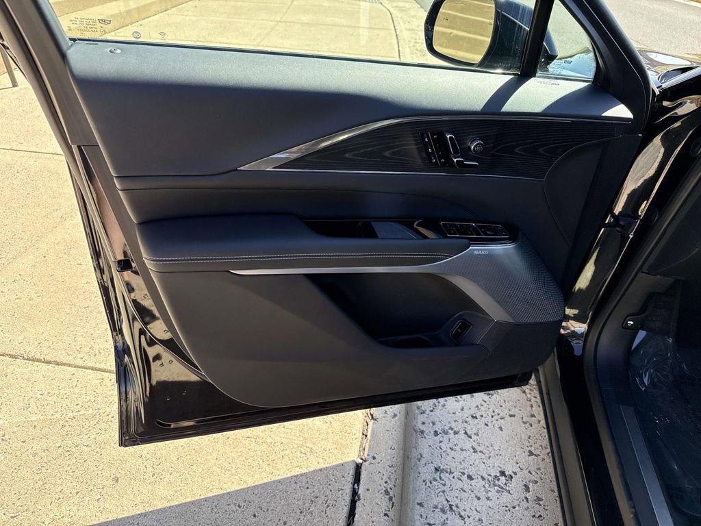 Certified 2024 Cadillac Lyriq Luxury w/ LPO, Floor Liner Package image 21