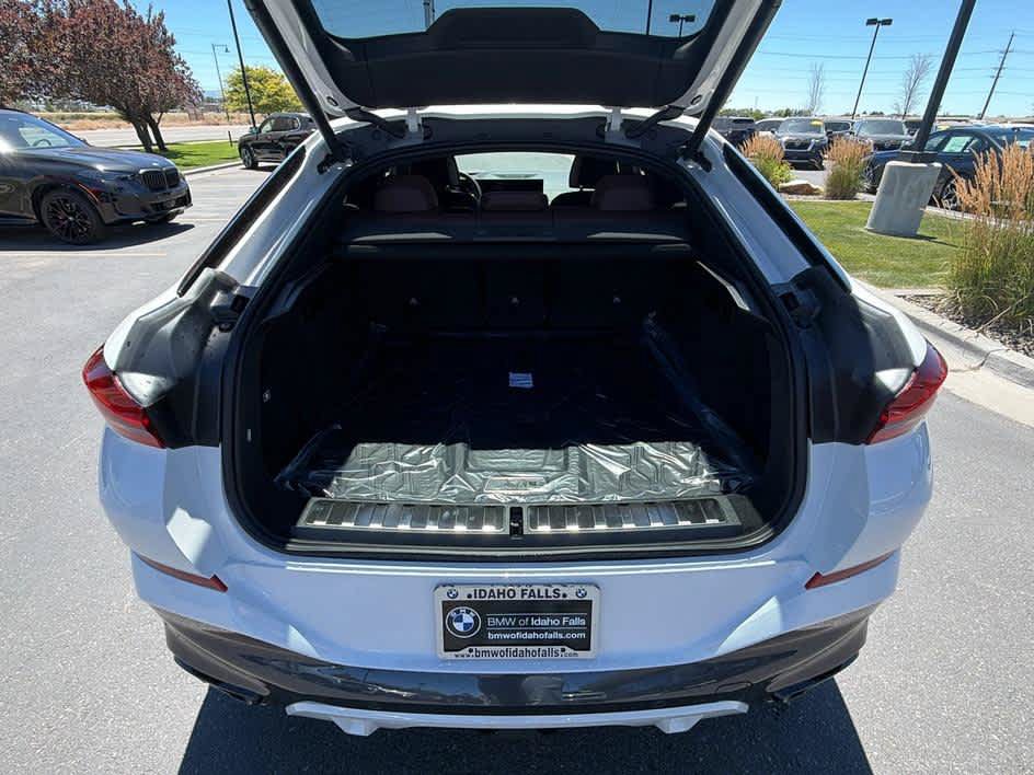 New 2027 BMW X6 xDrive40i AWD/4WD image 9
