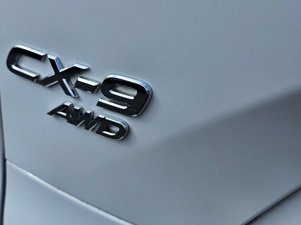 Used 2017 MAZDA CX-9 Signature AWD/4WD image 10
