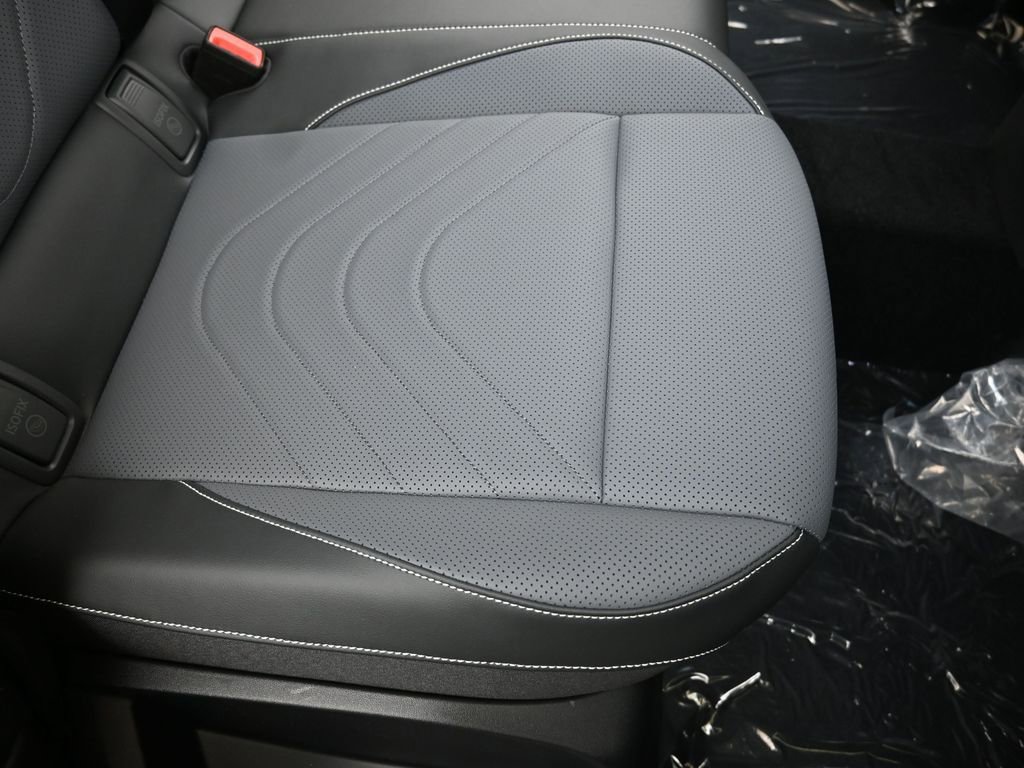 New 2026 Volkswagen Tiguan SE image 16