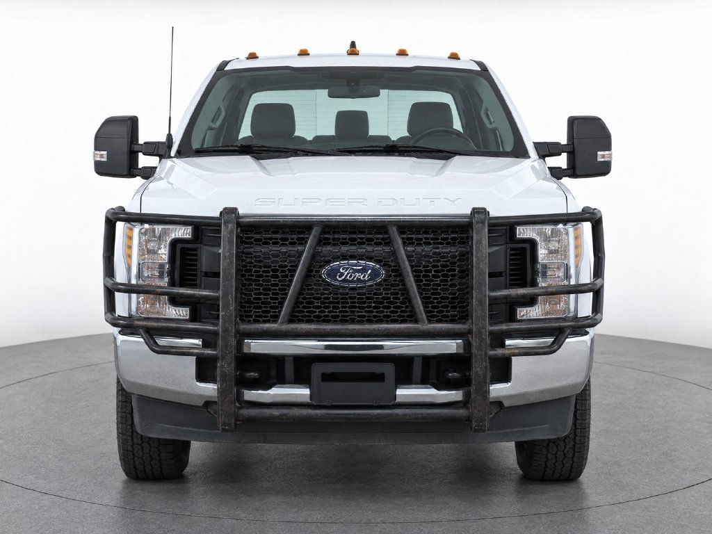 Used 2018 Ford F250 XL w/ Power Equipment Group AWD/4WD image 4