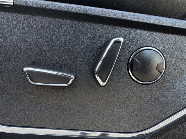 Certified 2022 Ford F150 Platinum w/ Equipment Group 701A High image 29