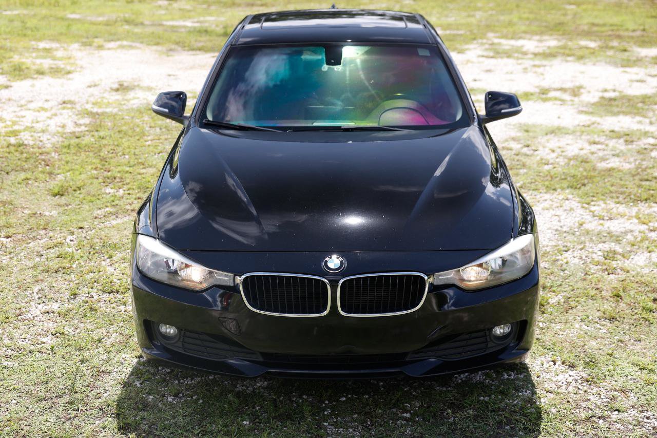 Used 2015 BMW 320i Sedan RWD image 17