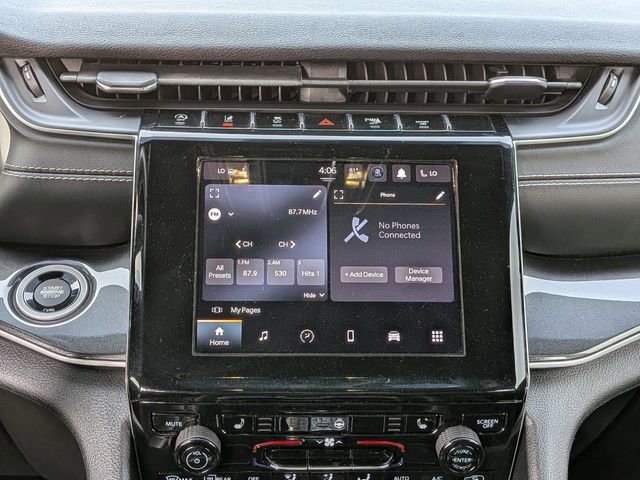 Used 2023 Jeep Grand Cherokee L Laredo image 19