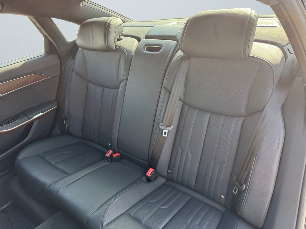 Used 2021 Audi A8 L 3.0T w/ Executive Plus Package image 13