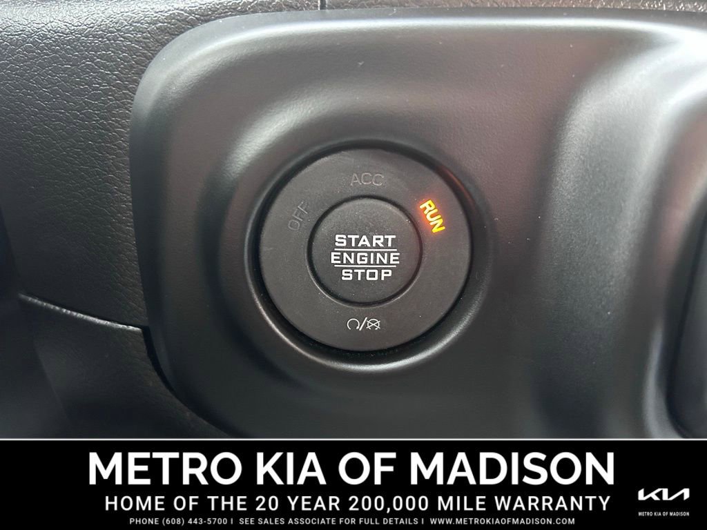 Used 2023 Jeep Gladiator Mojave w/ Cold Weather Group image 20