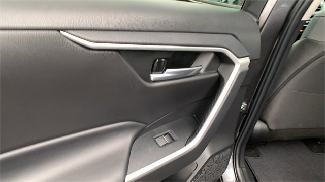 Used 2023 Toyota RAV4 XLE image 23
