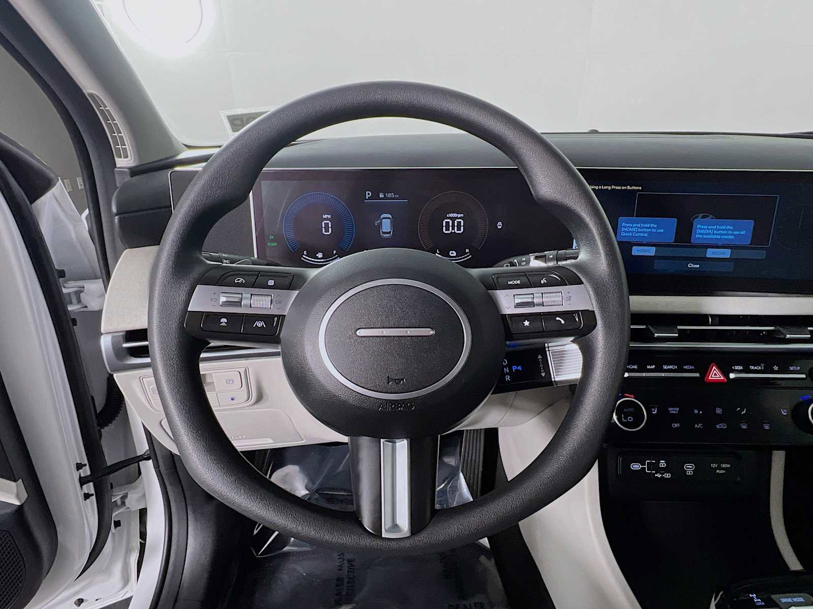 Certified 2025 Hyundai Tucson SEL image 11