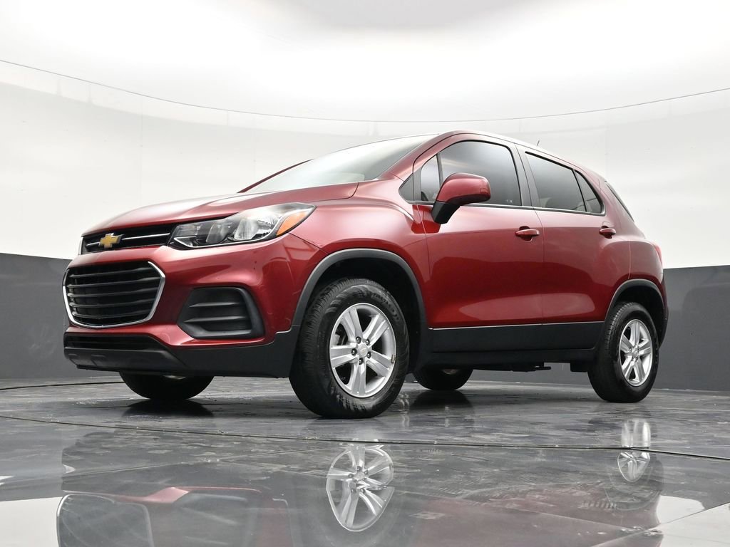 Used 2022 Chevrolet Trax LS AWD/4WD image 21