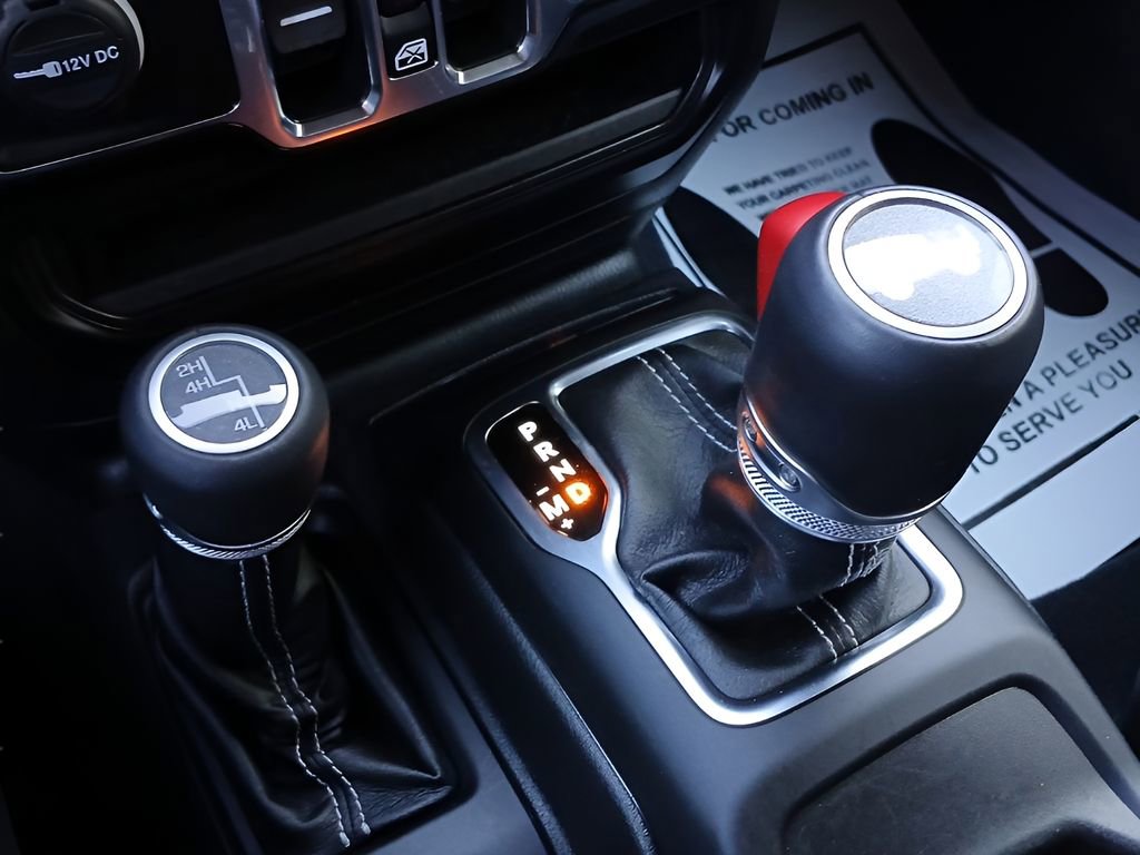 Used 2022 Jeep Wrangler Unlimited Sahara w/ LED Lighting Group image 8