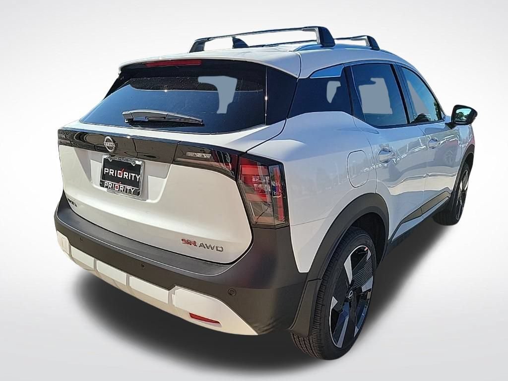 New 2026 Nissan Kicks SR w/ Cold Weather Package AWD/4WD image 5