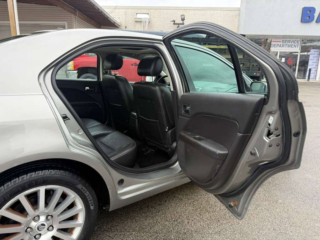 Used 2008 Mercury Milan Premier image 20