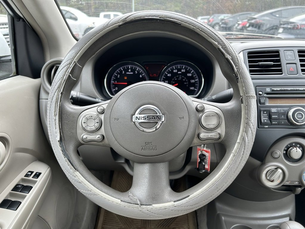 Used 2012 Nissan Versa SV w/ Convenience Pkg image 6