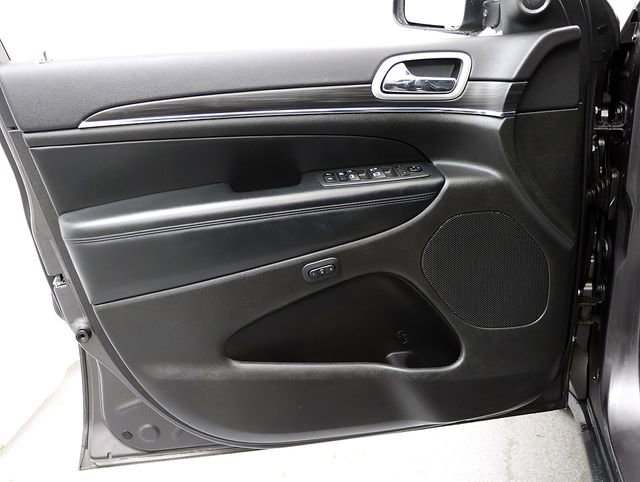 Used 2021 Jeep Grand Cherokee Limited image 24