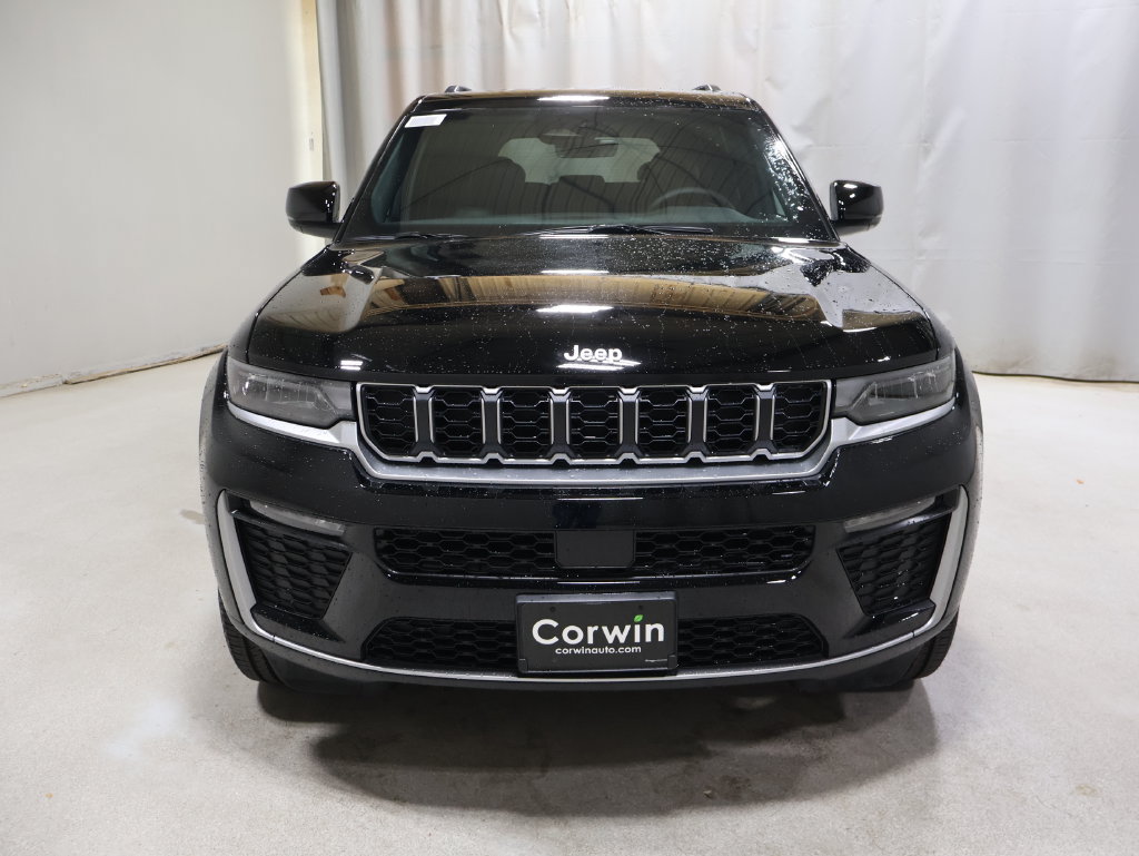 New 2027 Jeep Grand Cherokee Limited AWD/4WD image 2