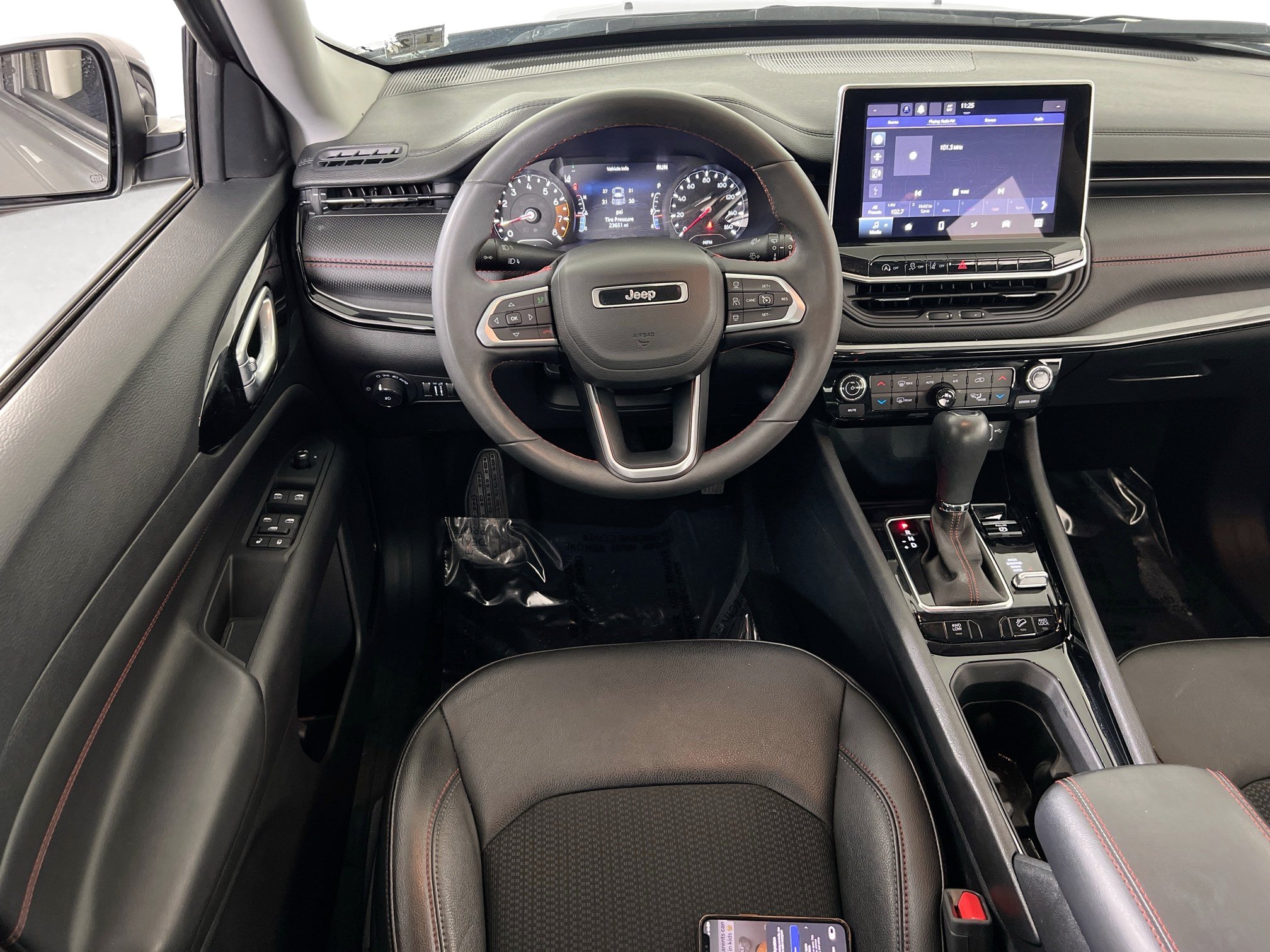 Used 2022 Jeep Compass Trailhawk AWD/4WD image 20