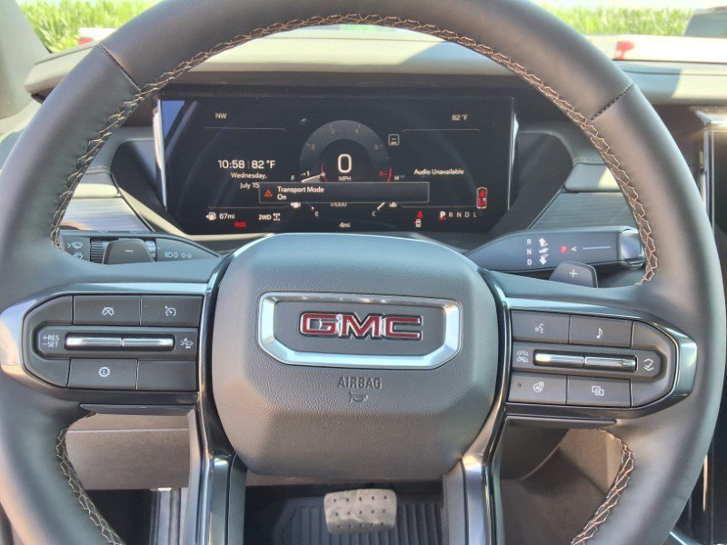 New 2026 GMC Acadia AT4 w/ Luxury Package AWD/4WD image 13