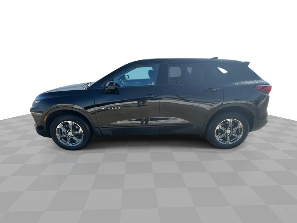 Certified 2025 Chevrolet Blazer LT image 5