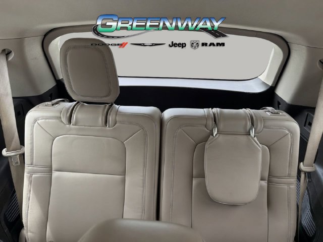 Used 2020 Lincoln Aviator Reserve w/ Equipment Group 201A RWD image 16
