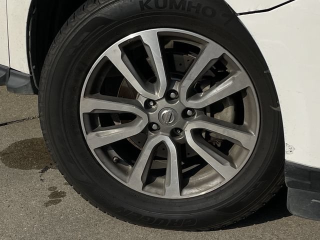 Used 2014 Nissan Pathfinder S FWD image 8