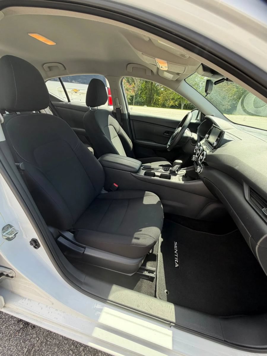Used 2024 Nissan Sentra S FWD image 14