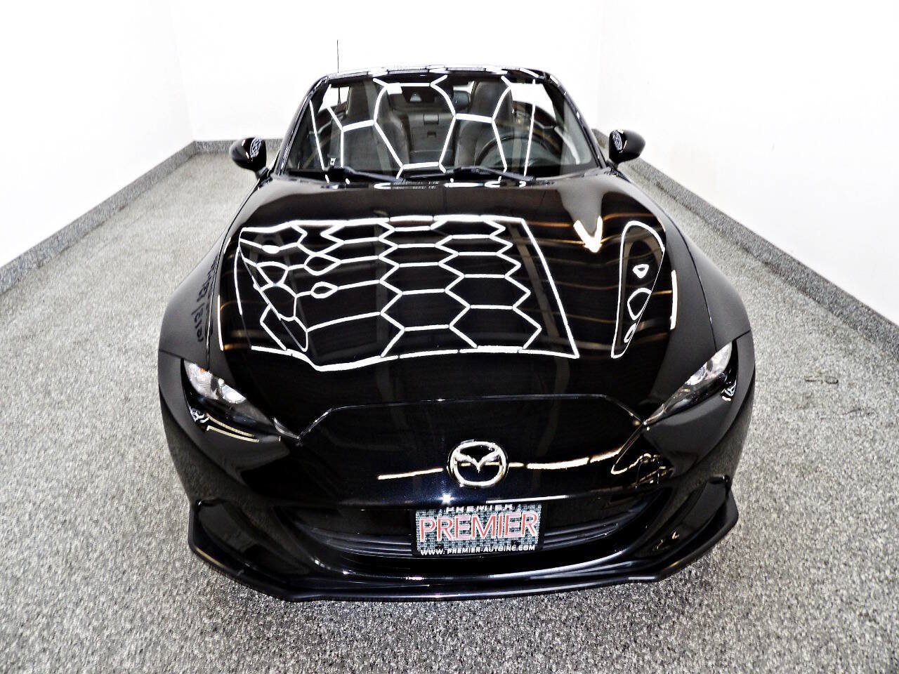 Used 2018 MAZDA MX-5 Miata Grand Touring RWD image 8