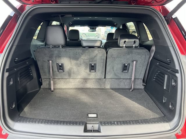 Used 2024 GMC Acadia AT4 w/ LPO, Floor Liner Package AWD/4WD image 18