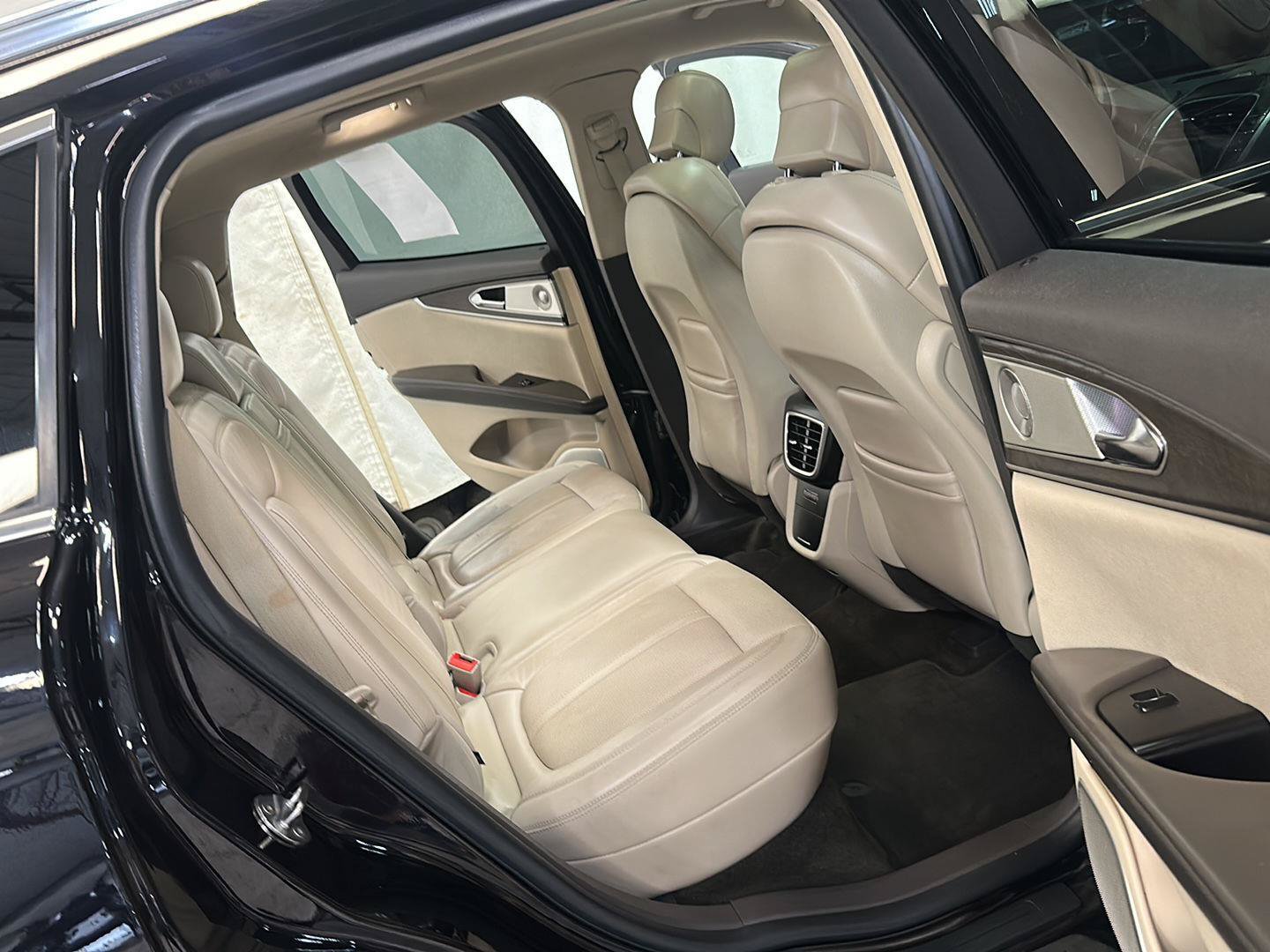 Used 2020 Lincoln Nautilus Reserve w/ Equipment Group 202A AWD/4WD image 31