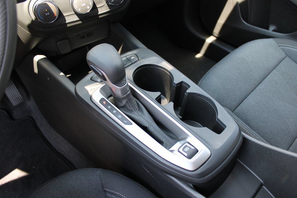 Certified 2025 Chevrolet Trax LS FWD image 21