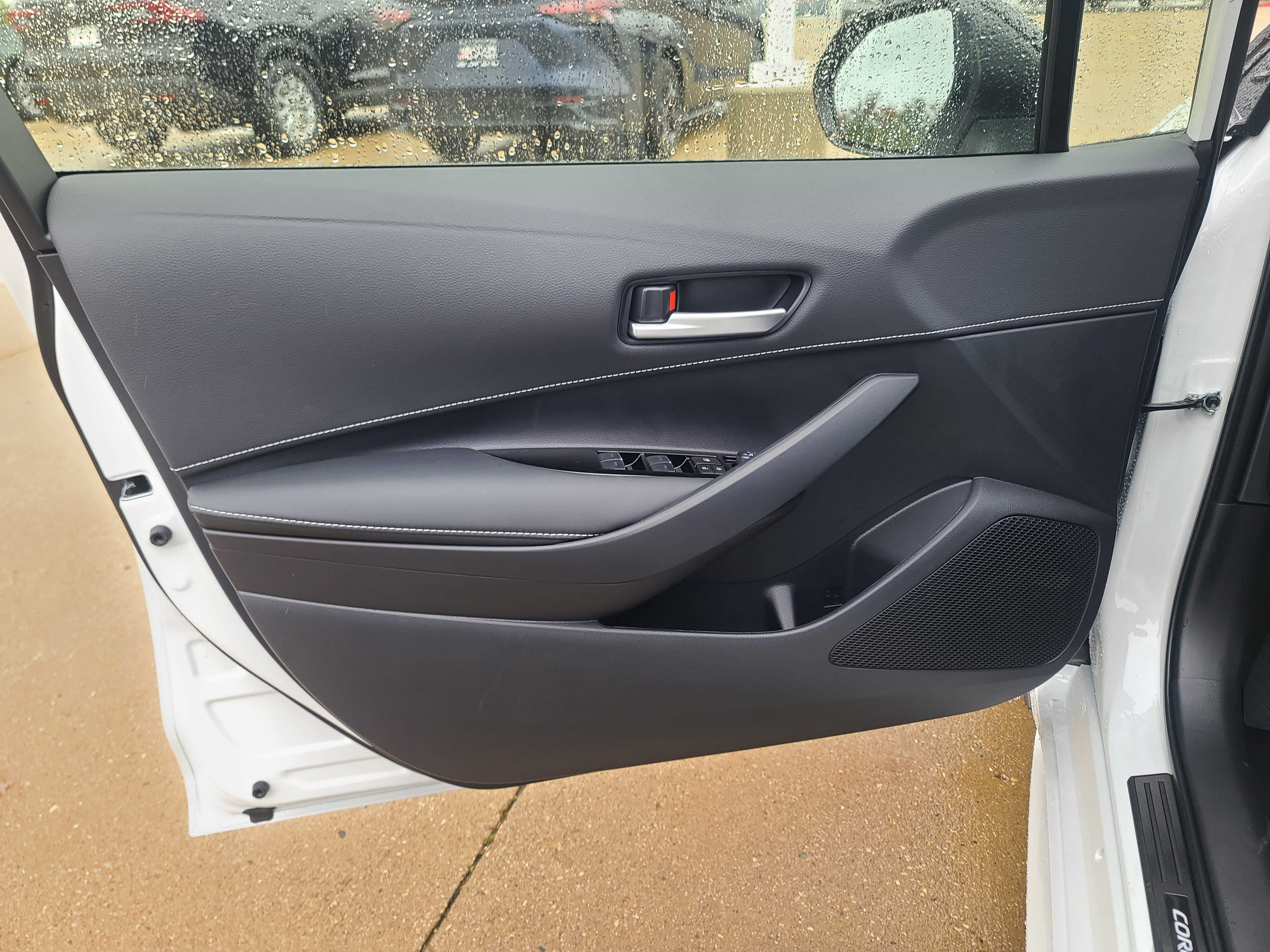 New 2025 Toyota Corolla SE image 21