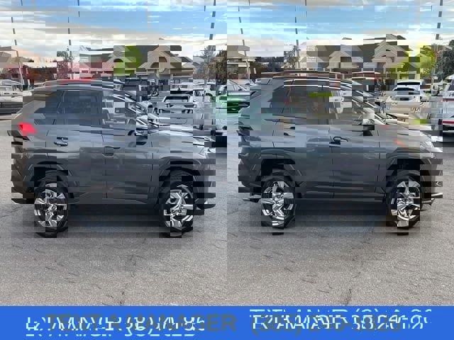 Used 2025 Toyota RAV4 XLE image 9