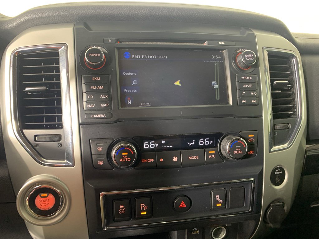 Used 2017 Nissan Titan SV image 26