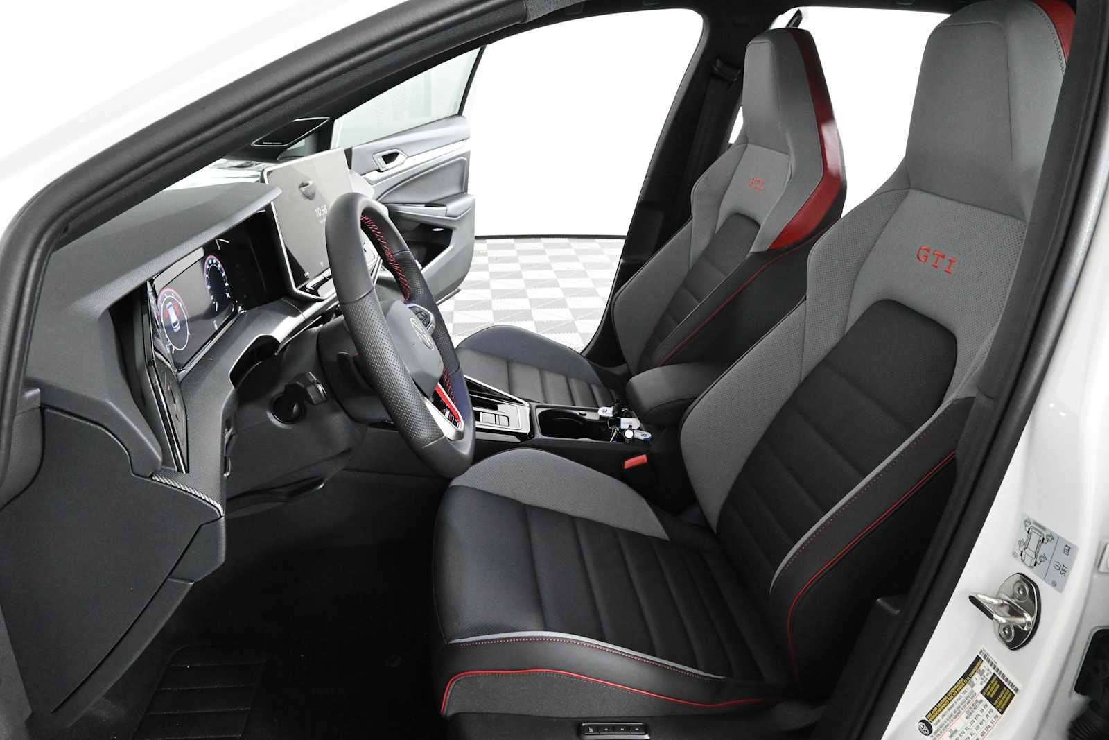 New 2026 Volkswagen GTI SE FWD image 20