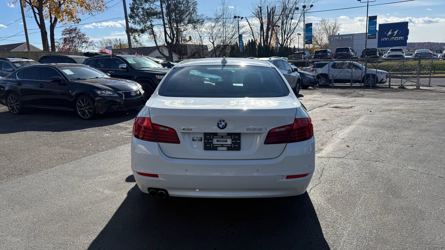 Used 2016 BMW 528i xDrive Sedan AWD/4WD image 4