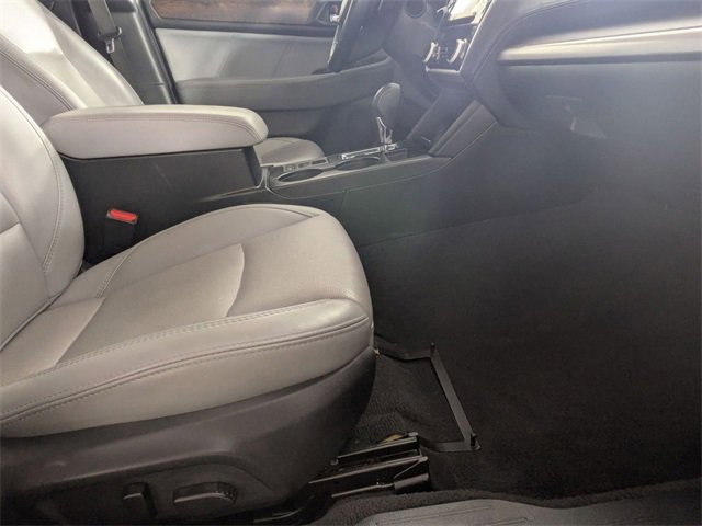 Used 2019 Subaru Outback 2.5i Limited image 32