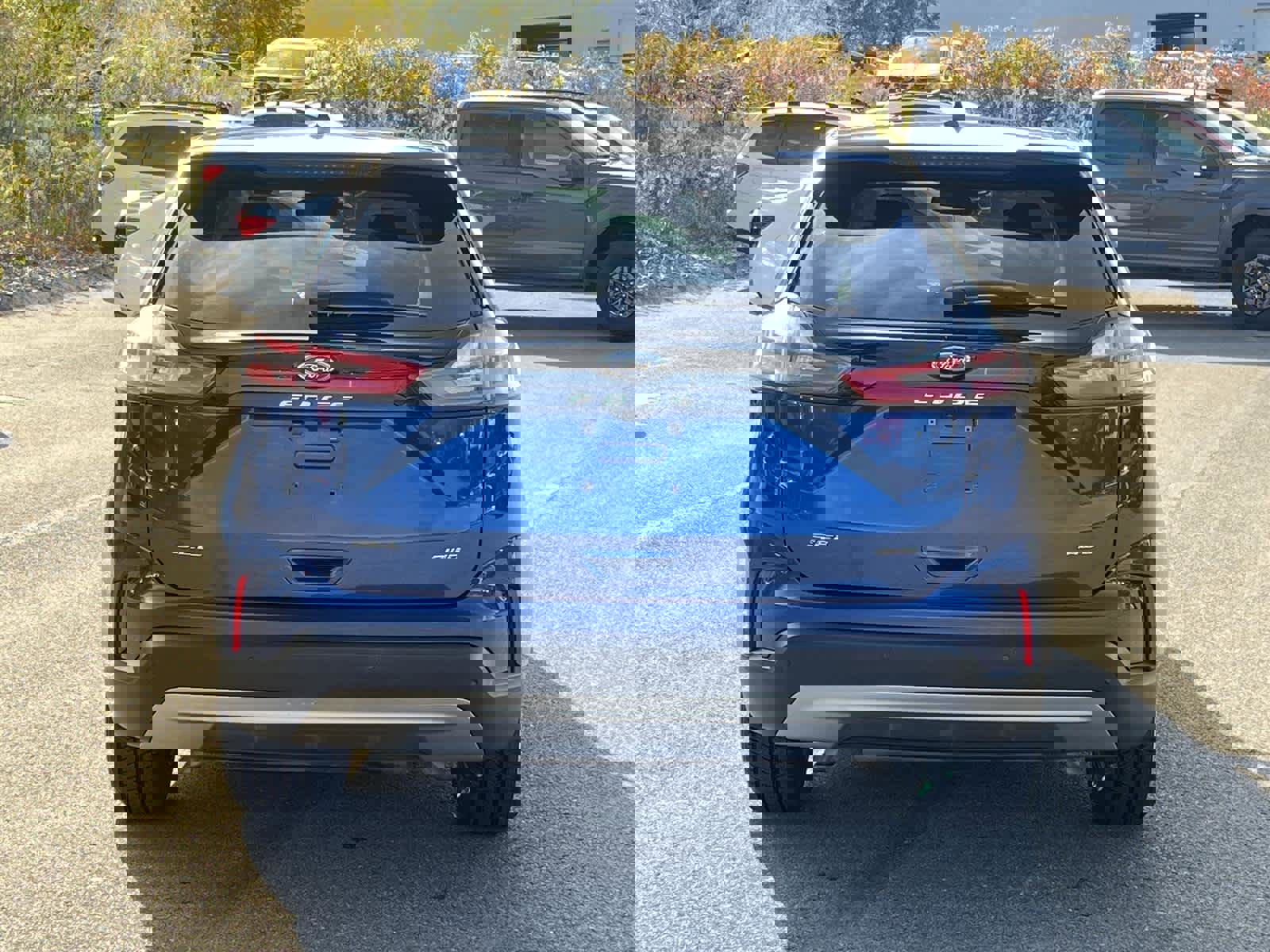 Used 2023 Ford Edge SEL image 4